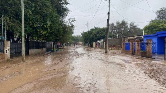 Una mujer denunció que narcotraficantes la echaron de su casa con sus hijas