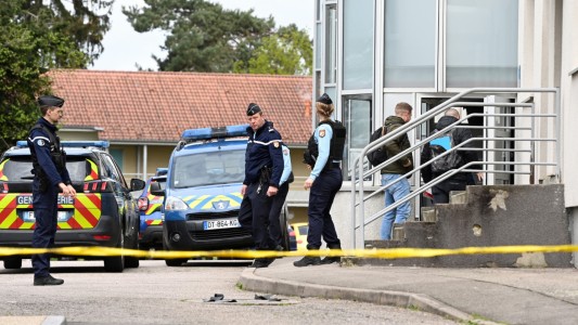 Hallaron a una nena de 5 años muerta en una bolsa: detuvieron al adolescente que avisó a la Policía