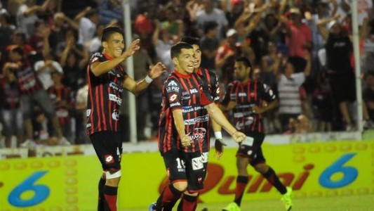 Patronato de Paraná ascendió a Primera División