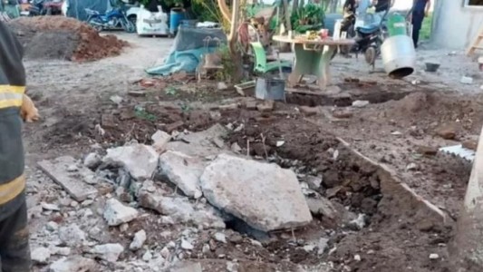 Córdoba: un hombre y su bebé murieron tras explotar un pozo ciego