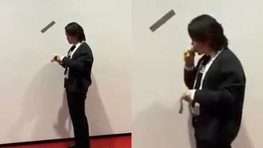 Un alumno universitario se comió una obra de arte valuada en U$S120.000