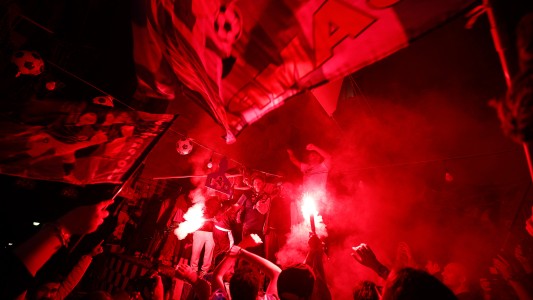 Nápoles no duerme: la ciudad entera festeja el Scudetto en las calles