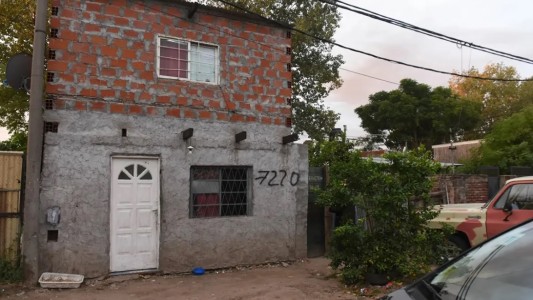 Tomaba mate con una vecina y la asesinaron a balazos