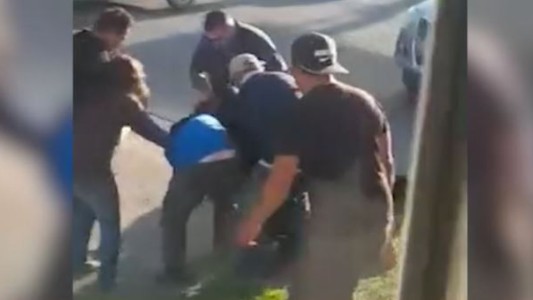 "¡Se lo come!": un pitbull atacó a un joven y su madre en Bahía Blanca