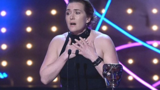 Kate Winslet y su mensaje contra las redes sociales en los premios Bafta: "Queremos recuperar a nuestros hijos"