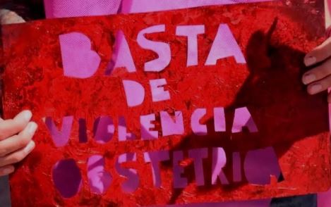 Se realiza la primera marcha nacional contra la violencia ginecobstétrica y neonatal
