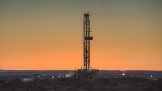 Petroleros realizan un paro total en Vaca Muerta luego de que un operario perdiera un brazo