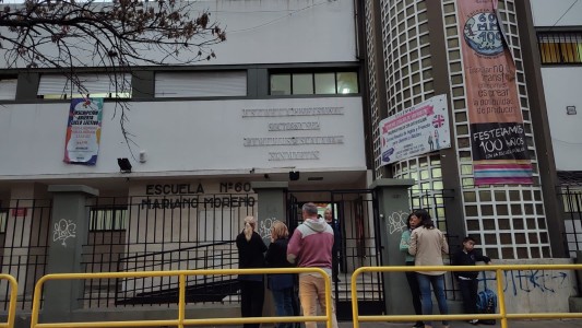 Suspenden las clases en dos escuelas de Rosario por amenazas de balacera