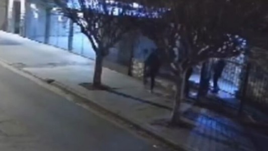 En un lapso de 8 días, asaltaron dos veces en la casa de una pareja de jubilados en Isidro Casanova