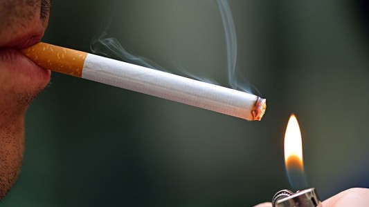El 14% de muertes en Argentina están vinculadas al tabaquismo, según informe de hospitales de la UBA
