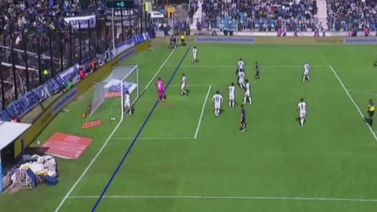 Echaron al árbitro Diego Abal tras el insólito error que perjudicó a Gimnasia.