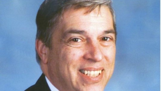 Hallaron muerto en prisión a exagente del FBI condenado por espiar para la Unión Soviética