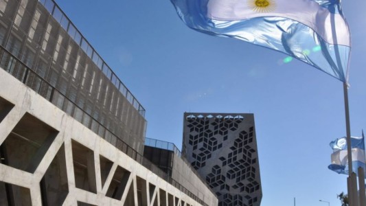La Justicia Federal avaló a Córdoba, y el BCRA deberá darle el 100% de los dólares para pagar deudas