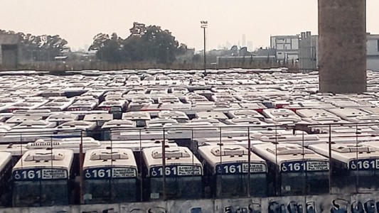 Reunión clave de UTA y empresarios en Trabajo para evitar paro de colectivos