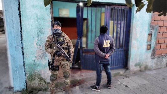 Extorsionaron a un empresario pidiéndole 100 mil dólares para no balearle la casa en Rosario