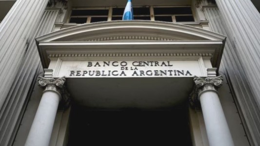 El Banco Central mantuvo en el 97% la tasa de los plazos fijos