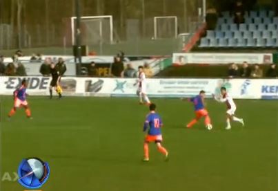 El gol maradonisnao del hijo de Patrick Kluivert