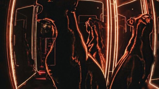 "Hay una de tus amigas que no está para pasar": denuncian discriminación en Afrika Club