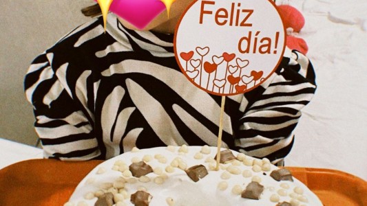 Su hija le preparó una torta por el Día del Padre y él se negó a comerla: el indignante motivo