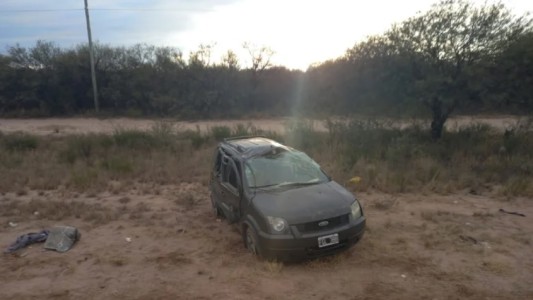 Tragedia en San Luis: iban al cementerio, volcaron y murieron