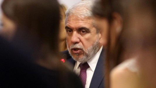 Aníbal Fernández volvió a apuntar contra Máximo Kirchner: "No veo la herencia de Néstor y Cristina en él"