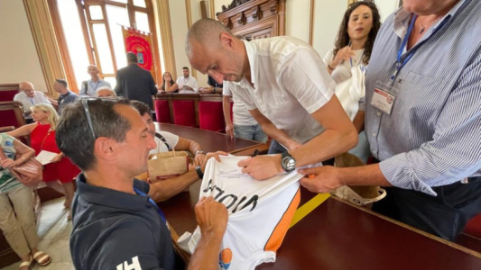 Manu Ginóbili fue homenajeado en Italia