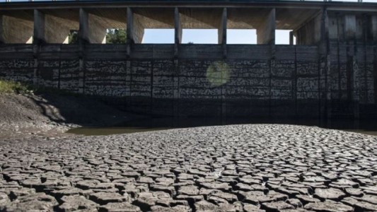 Sequía en Uruguay: estiman que Montevideo podría quedarse sin agua potable en los próximos diez días