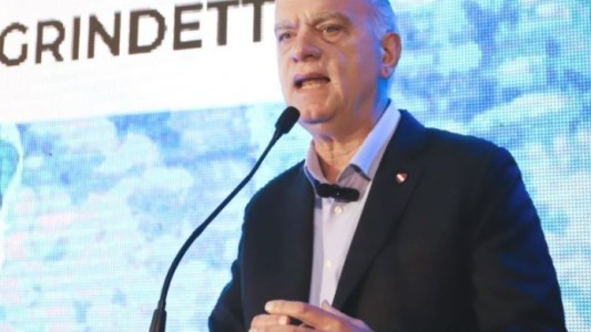 Grindetti propuso quitar el Ministerio de Desarrollo Social de la 9 de Julio y retener la licencia de los micros que trasladen piqueteros