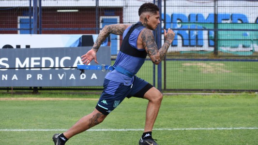 Paolo Guerrero rescindió contrato y se fue de Racing