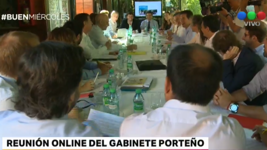 Transmitirán a través de las redes sociales una reunión del Gabinete porteño
