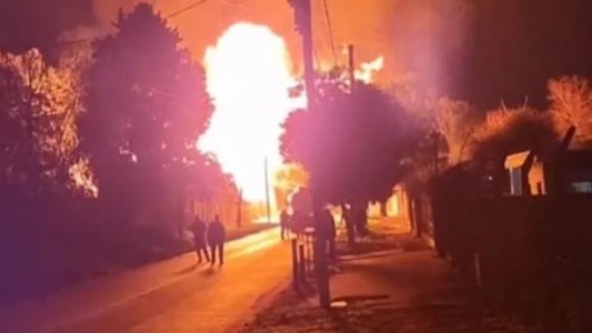 Feroz incendio en un depósito de pallets en Esteban Echeverría