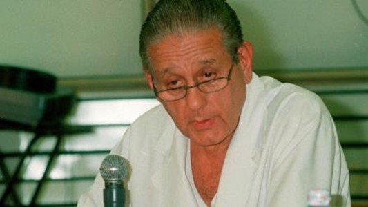 Con shows musicales y una estampilla postal, homenajearon a René Favaloro a 100 años de su nacimiento