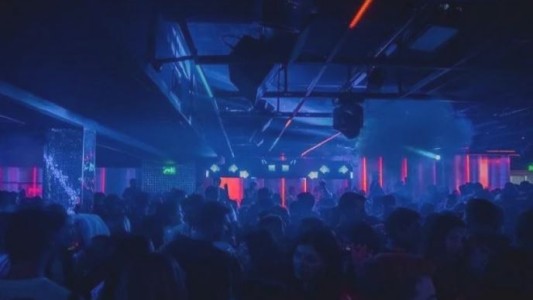 Lo sacaron de un boliche, se enojó y le disparó a un patovica con una pistola de aire comprimido