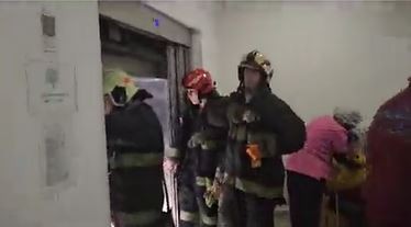 Se cayó el ascensor de un geriátrico: hubo personas atrapadas y heridos