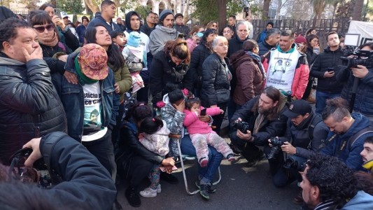 Absolvieron a los 19 policías acusados por la desaparición seguida de muerte de Franco Casco