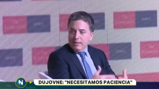El ministro Dujovne pidió "paciencia" a los ciudadanos que pagan tarifas con aumento