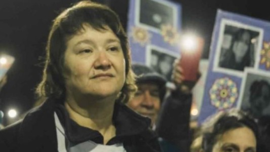 La madre de Cecilia puso en duda el trámite de divorcio de su hija y de César Sena: "Se está peritando la firma"