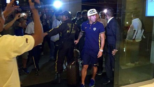 Sin Daniel Osvaldo, Boca ya está en Colombia para su debut en la Copa Libertadores
