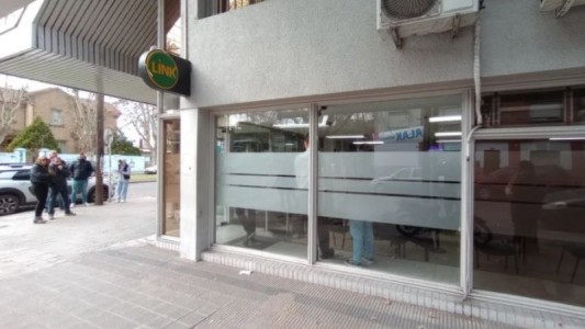Cinco delincuentes intentaron asaltar una sucursal del Banco Provincia en La Plata