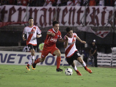 Un gol de Alario sobre el final le dio el triunfo a River