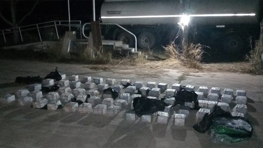 Cayó una banda narco que tiró 423 kilos de cocaína desde una avioneta