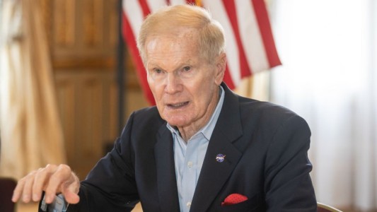 "Un astronauta argentino viajará a la Estación Espacial Internacional", dijo el director de la NASA