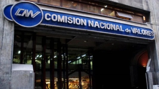 La CNV aplica más restricciones para adquirir dólares financieros