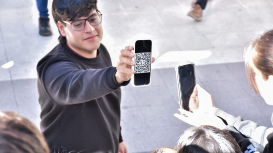 Salta: Los alumnos que egresan cuentan con un "Botón de denuncias estudiantil"