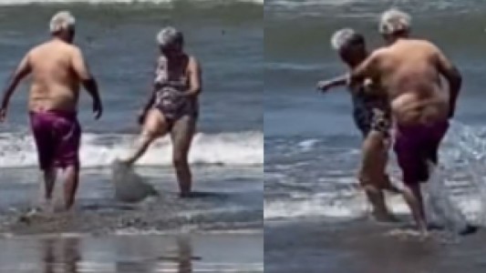 "El amor no tiene edad": el tierno video de una pareja jugando en la playa