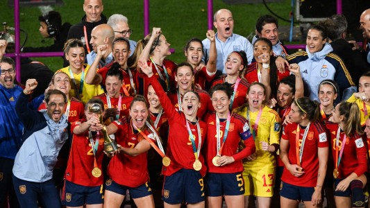 España se consagró en el Mundial femenino tras vencer 1-0 a Inglaterra en la final