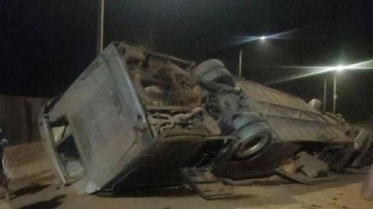 Accidente de autobús con hinchas del Corinthians dejó siete muertos en Brasil