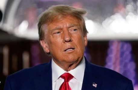 Trump pactó condiciones de libertad antes de entregarse en Georgia