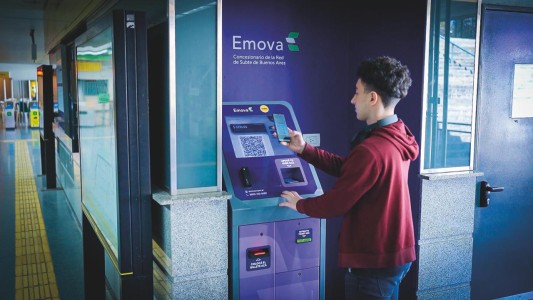 Incorporan el pago con código QR para cargar la tarjeta SUBE en el subte