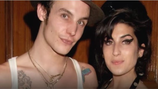 El marido de Amy Wineouse admitió que fue el culpable de la adicción de la cantante